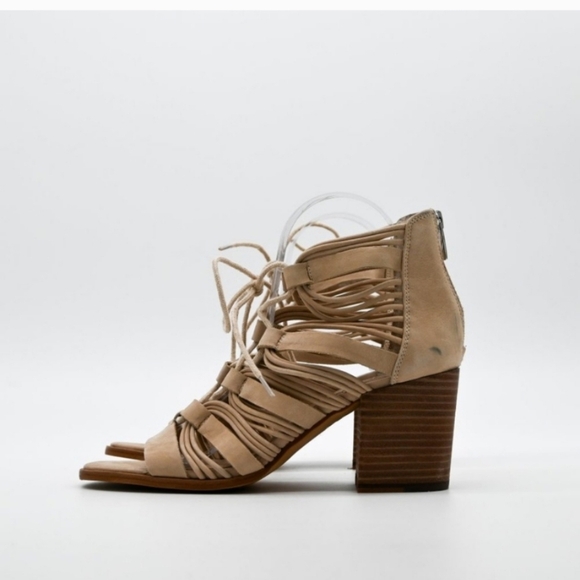 Vince Camuto Tan Suede Sandals Size 10 NWOT - Picture 6 of 6